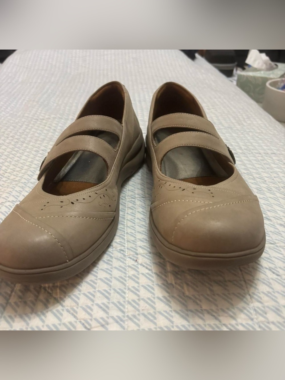 Aravon Tan Leather Mary Jane Shoes